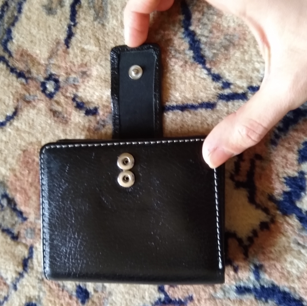 Black Fossil Wallet - Picture 4 of 7